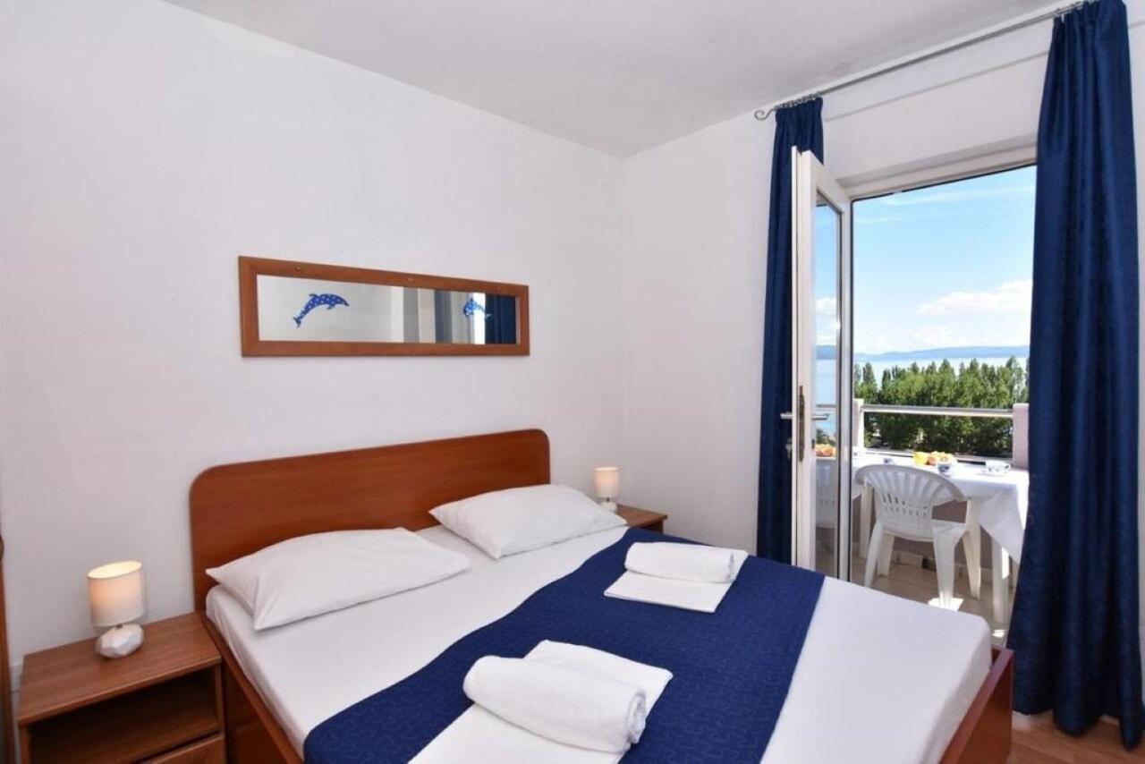 Apartment Rene Omiš Exterior foto